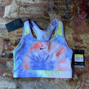 ✨Nike Rainbow Sports Bra!